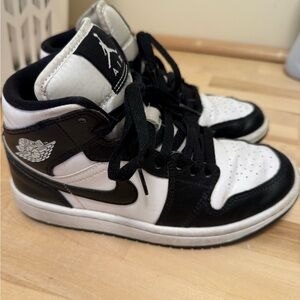 Nike Air Jordan’s Black and White Sneakers